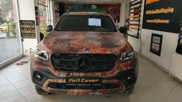 mercedes kamuflaj uygulaması pas deseni kaplama foil cover araç kaplama